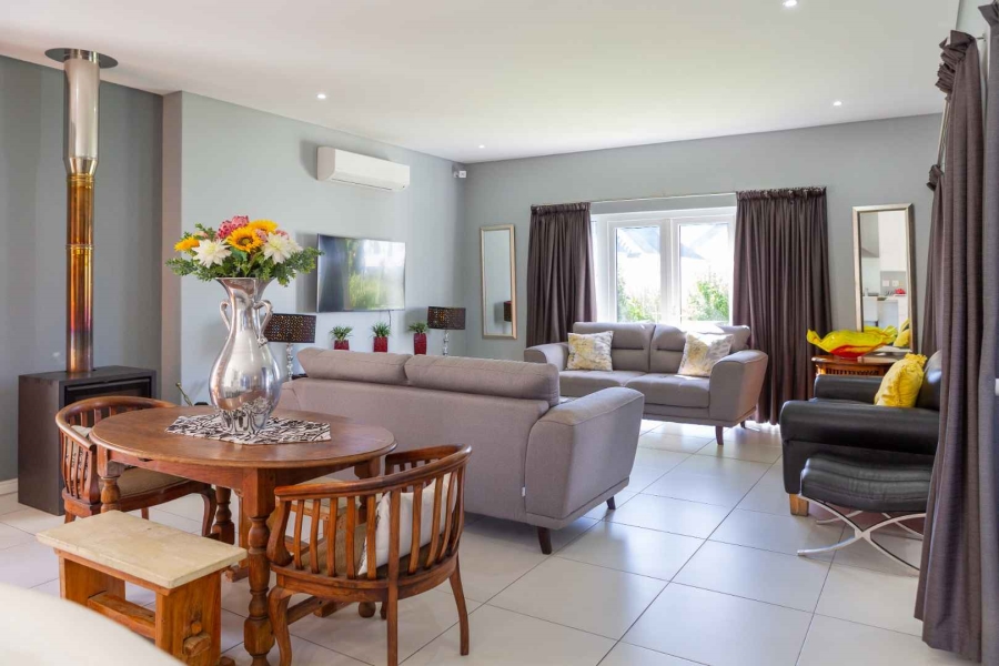 4 Bedroom Property for Sale in Val De Vie Estate Western Cape